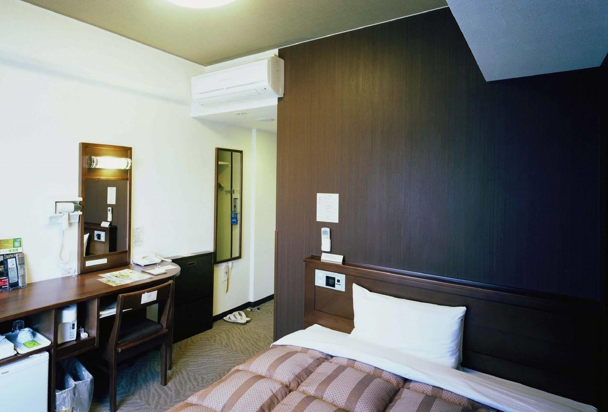 Hotel Route-Inn Dai-Ni Ashikaga Zewnętrze zdjęcie